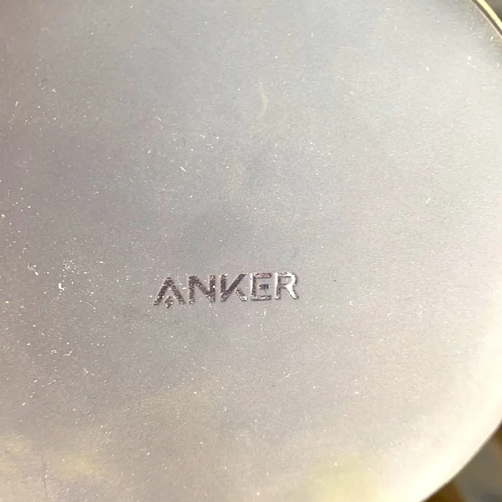 Anker Power Wave Wireless Charging Pad Qi-Charging